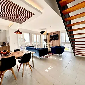Appartement Duplex - Vue Exceptionnelle - Quartier Euromed-avec Box, Marseille